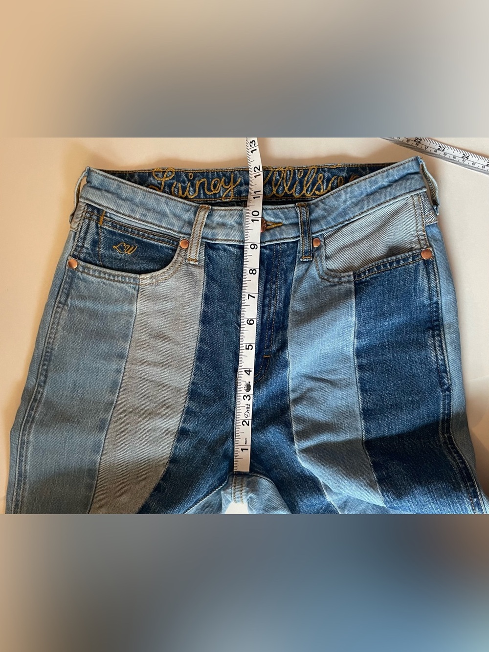 Lainey Wilson NWOT Never Worn Wrangler Patchwork Cotton Denim Blue Jeans - Picture 8 of 9